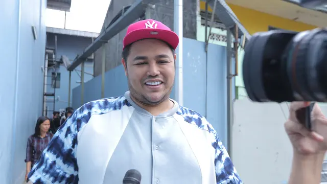 Ivan Gunawan Haji 2025: Persiapan matang, berangkat 28 Mei?