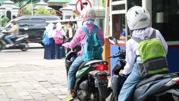 Jabar Larang Motor ke Sekolah: Alasan Mengejutkan Ini!