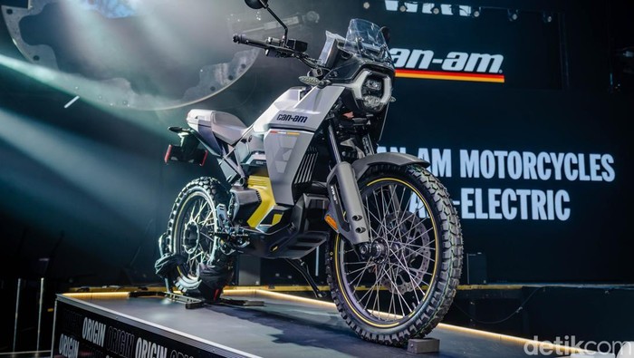 Motor Listrik Can-Am: Harga Selangit di Indonesia, Kok Bisa?
