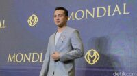 Nicholas Saputra Unggah Foto, Netizen Heboh! Inilah Sebabnya