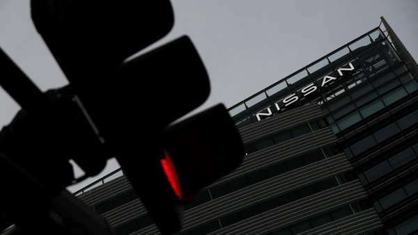 Nissan Anjlok: PHK Besar, Pabrik Ditutup Secara Massal