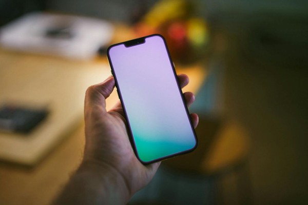 Rahasia Terungkap! 7 Fungsi Volume iPhone Tersembunyi