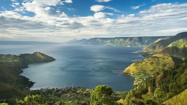 Tragedi Danau Toba: Tim SAR Evakuasi Tiga Jenazah Wisatawan