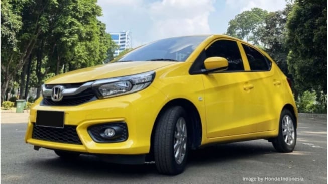 5 LCGC Terbaik: Mobil Irit, Mudah Dikendarai, & Ideal Pemula