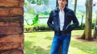 Atalarik Syah Nyanyi di Pernikahan, Gaya Kemayunya Bikin Heboh Netizen?