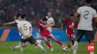 Bek Ajax, Kevin Diks, Terperangkap di Doha Saat Serangan Iran
