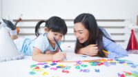 Bonding Anak: 4 Aktivitas Sensory Play & Puzzle Seru