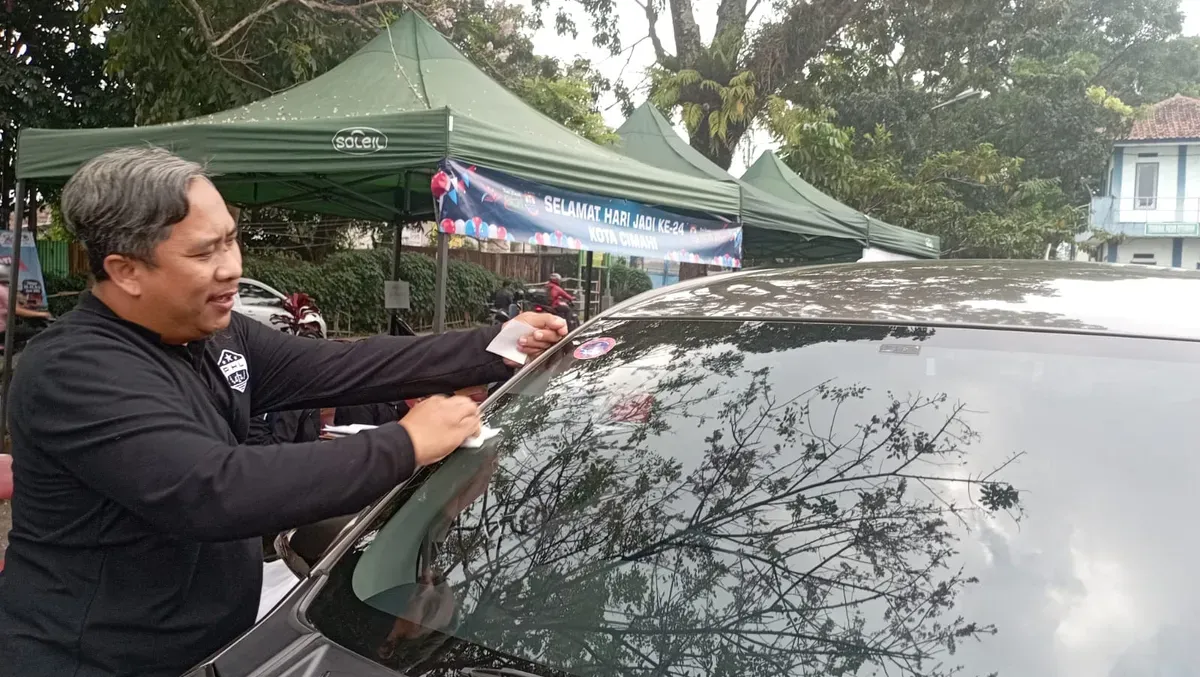 DLH Cimahi Perangi Polusi Udara: Razia Emisi Kendaraan!