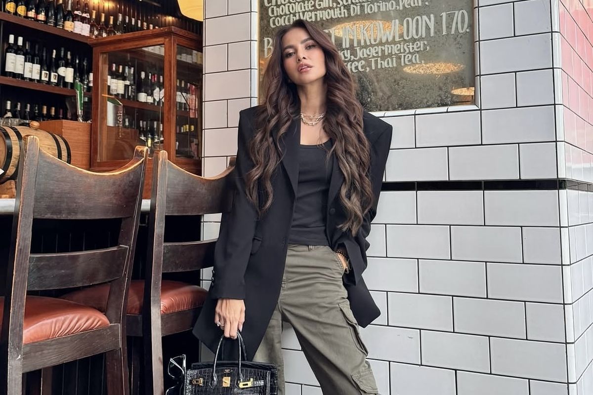 Gaya Olla Ramlan: 5 Inspirasi Fashion Modis & Bold