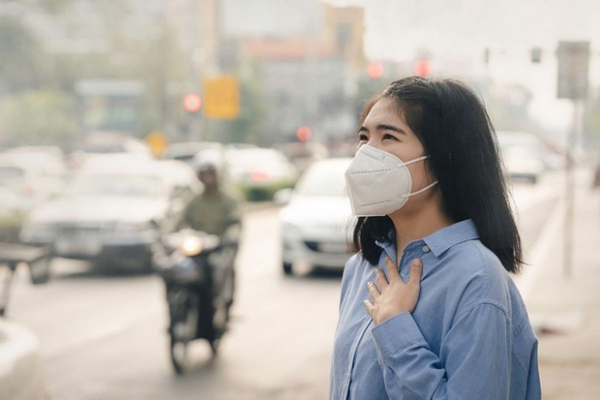 Jakarta Polusi Udara: AQI 122, Bahaya Mengintai?