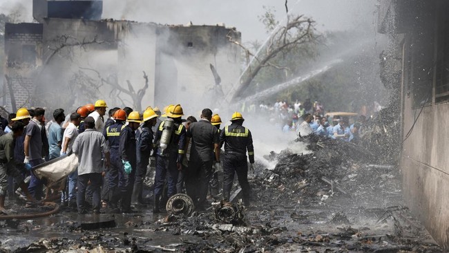Kisah Heroik Ramesh: Satu-satunya Penumpang Air India yang Selamat dari Maut