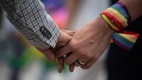 Polda Jatim Ungkap Jaringan Prostitusi Homoseksual Online Luas
