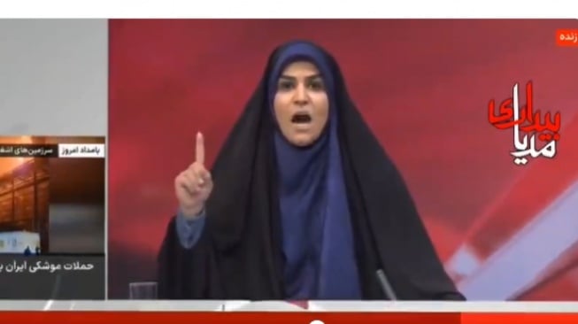 Presenter Iran Diserang Bom Saat Live, Kantor TV Hancur Lebur