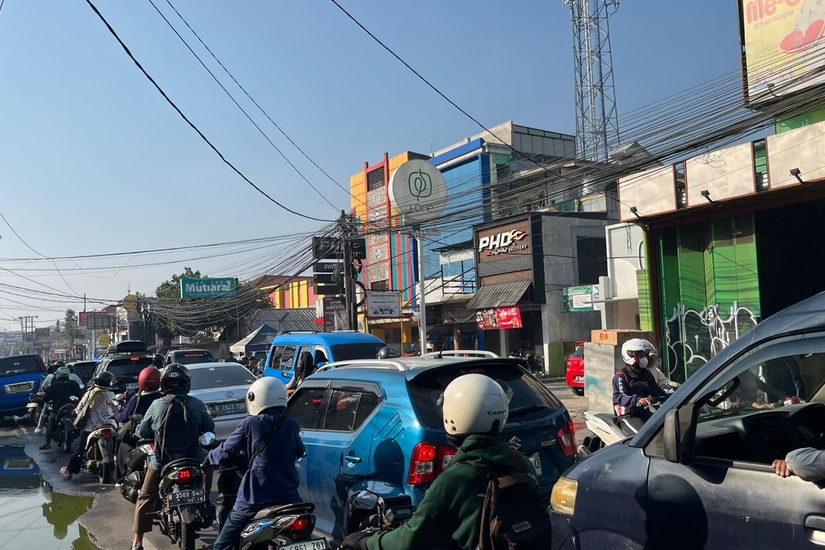 Sawangan Macet Parah Akhir Pekan: Solusi & Antisipasi