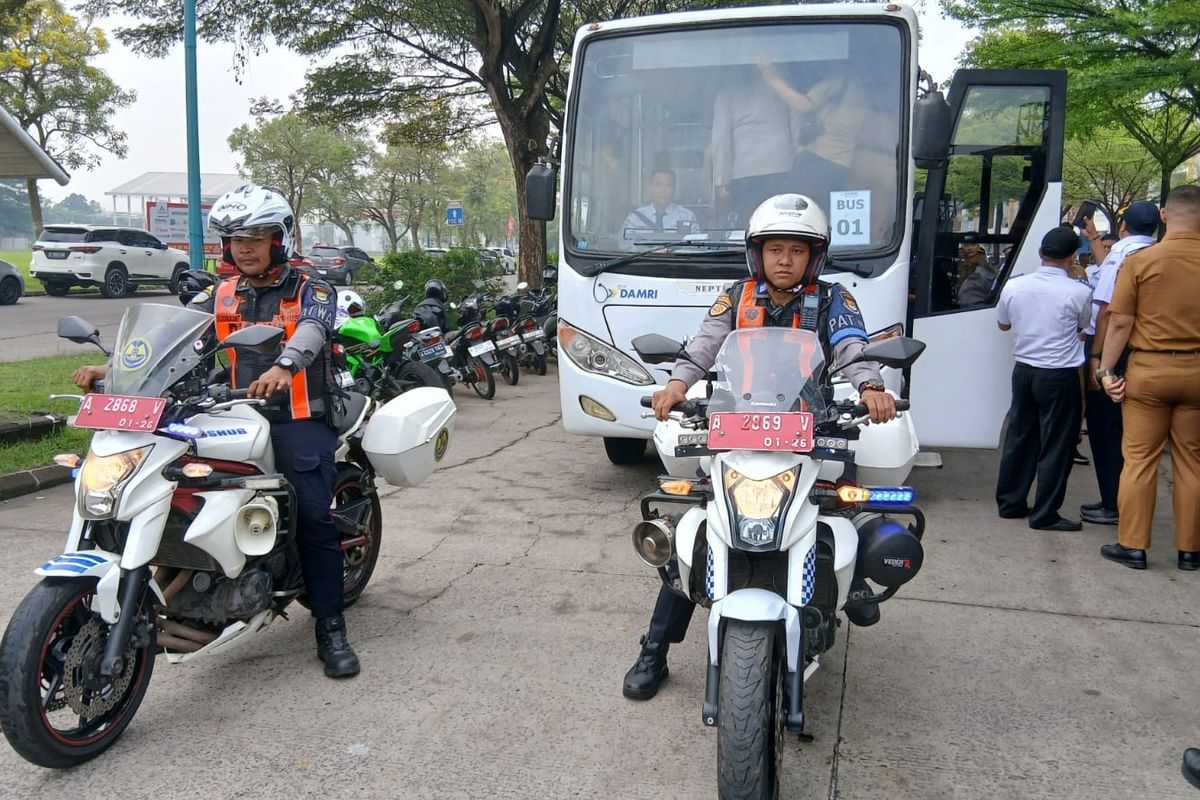 Tangerang: 4 Bus Sekolah Gratis, Mudahkan Anak Sekolah!