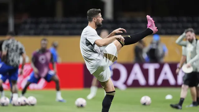 Giroud_Kembali_ke_Prancis_Kegagalan_MLS_Terungkap-1 Giroud Kembali ke Prancis: Kegagalan MLS Terungkap