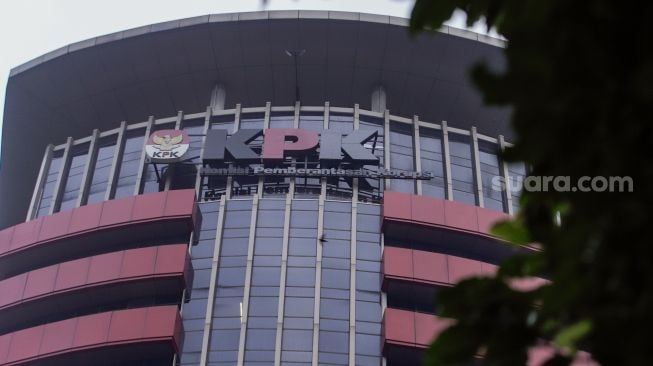KPK Bongkar Korupsi Jalan Sumut: Geledah Rumah Dirut PT DNG