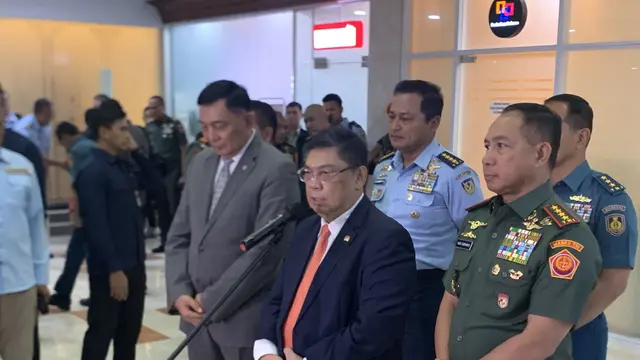 Panglima TNI Ungkap Strategi Perang: Rapat Strategis DPR Terungkap