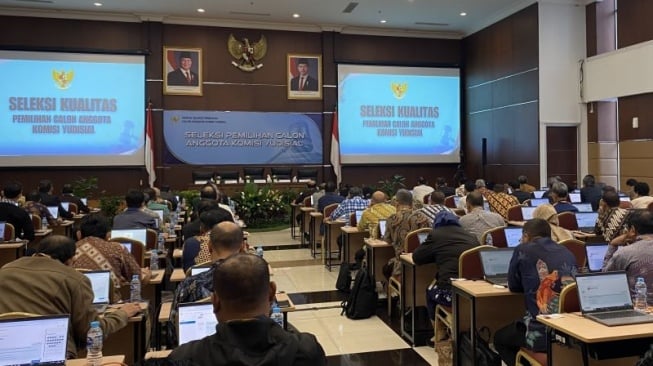 Perebutan_Kursi_KY_166_Kandidat_Eks_KPK__Polisi_Bersaing Perebutan Kursi KY: 166 Kandidat, Eks KPK & Polisi Bersaing